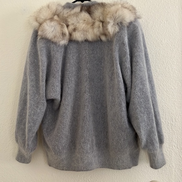 Rare Vintage Sia Bellini Gray Angora Button Up Sweater w/Full Silver Fox Sz L - Picture 8 of 12